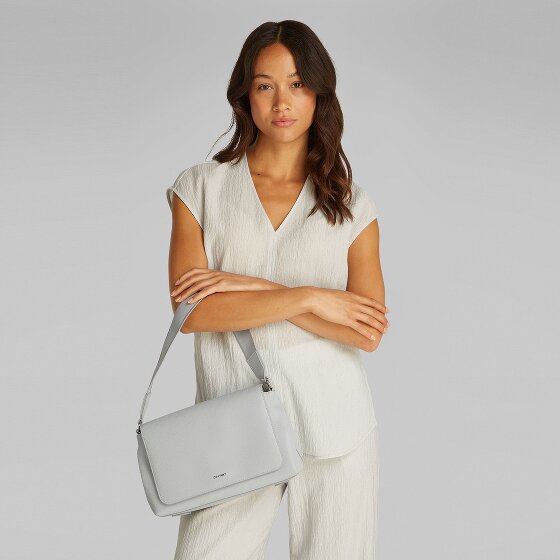 Calvin Klein CK Mixmedia Schultertasche 29 cm