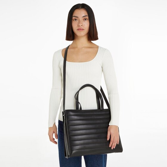 Calvin Klein Line Quilt Schultertasche 38 cm
