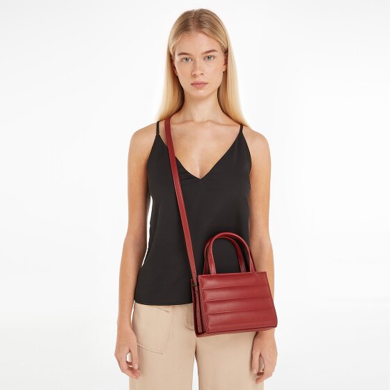 Calvin Klein Line Quilt Handtasche 19.5 cm Calvin Klein Line Quilt Handtasche 19.5 cm