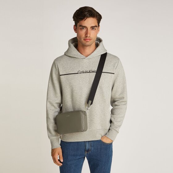 Calvin Klein CK Sleek Umhängetasche 23 cm