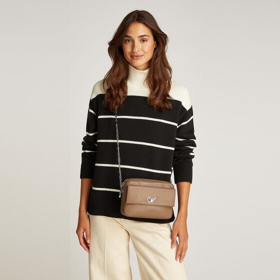 Calvin Klein Re-Lock Umhängetasche 21 cm