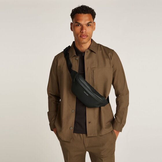 Calvin Klein CK Must Gürteltasche 28 cm Calvin Klein CK Must Gürteltasche 28 cm