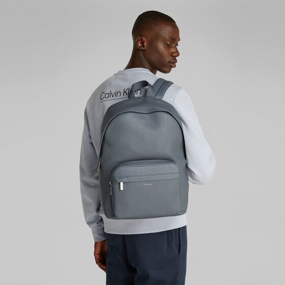 Calvin Klein CK Must Daypack 41 cm Calvin Klein CK Must Daypack 41 cm