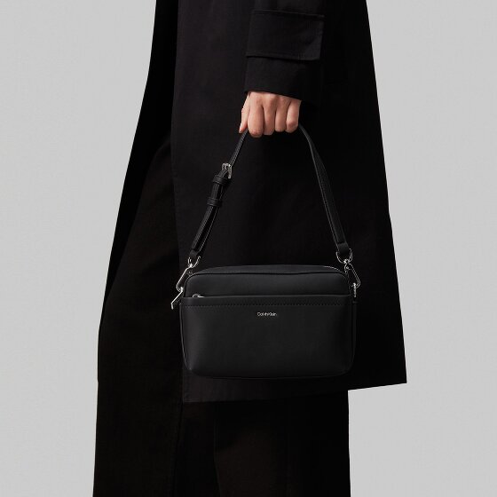 Calvin Klein CK Must Schultertasche 21.5 cm