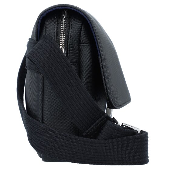 Lacoste Core Essentials Men S Classic Messenger 25 cm