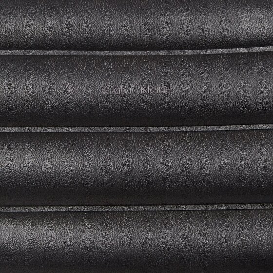 Calvin Klein Line Quilt Schultertasche 38 cm Calvin Klein Line Quilt Schultertasche 38 cm