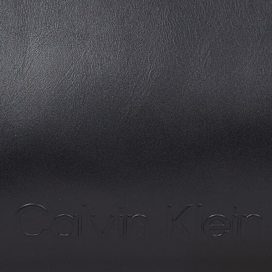 Calvin Klein Embossed Schultertasche 31 cm Calvin Klein Embossed Schultertasche 31 cm