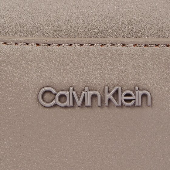 Calvin Klein Clean Essential Umhängetasche 15.5 cm