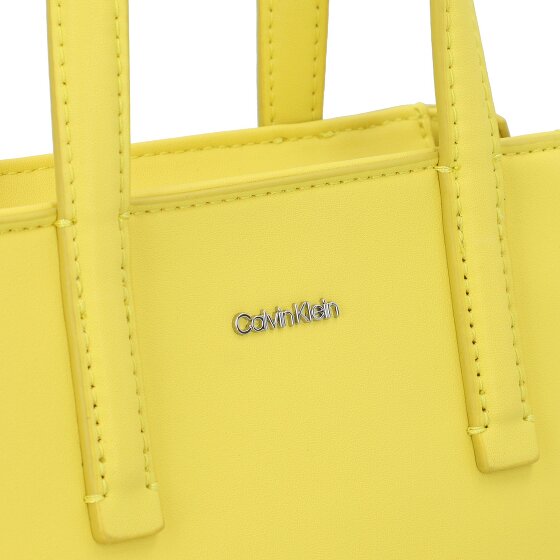 Calvin Klein CK Must Handtasche 20.5 cm Calvin Klein CK Must Handtasche 20.5 cm