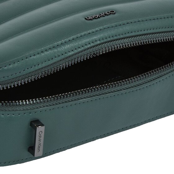 Calvin Klein Line Quilt Umhängetasche 22 cm