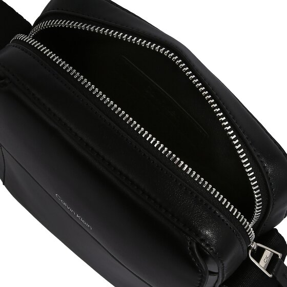 Calvin Klein CK Sleek Umhängetasche 16.5 cm